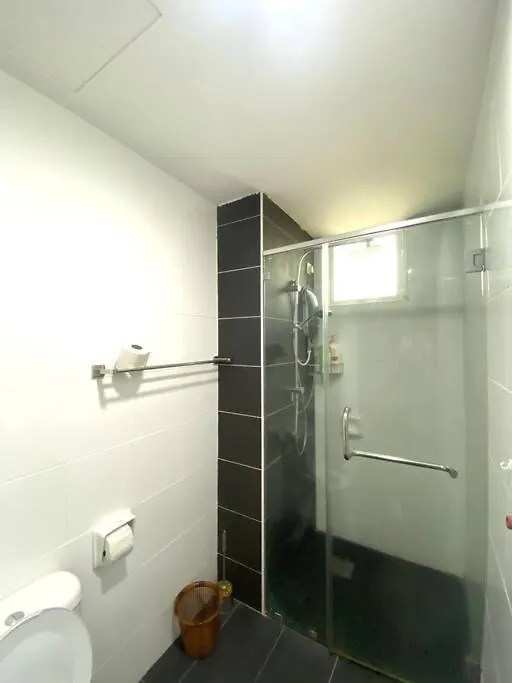 Ipoh Town 6-7 Pax Homestay The Majestic Condo